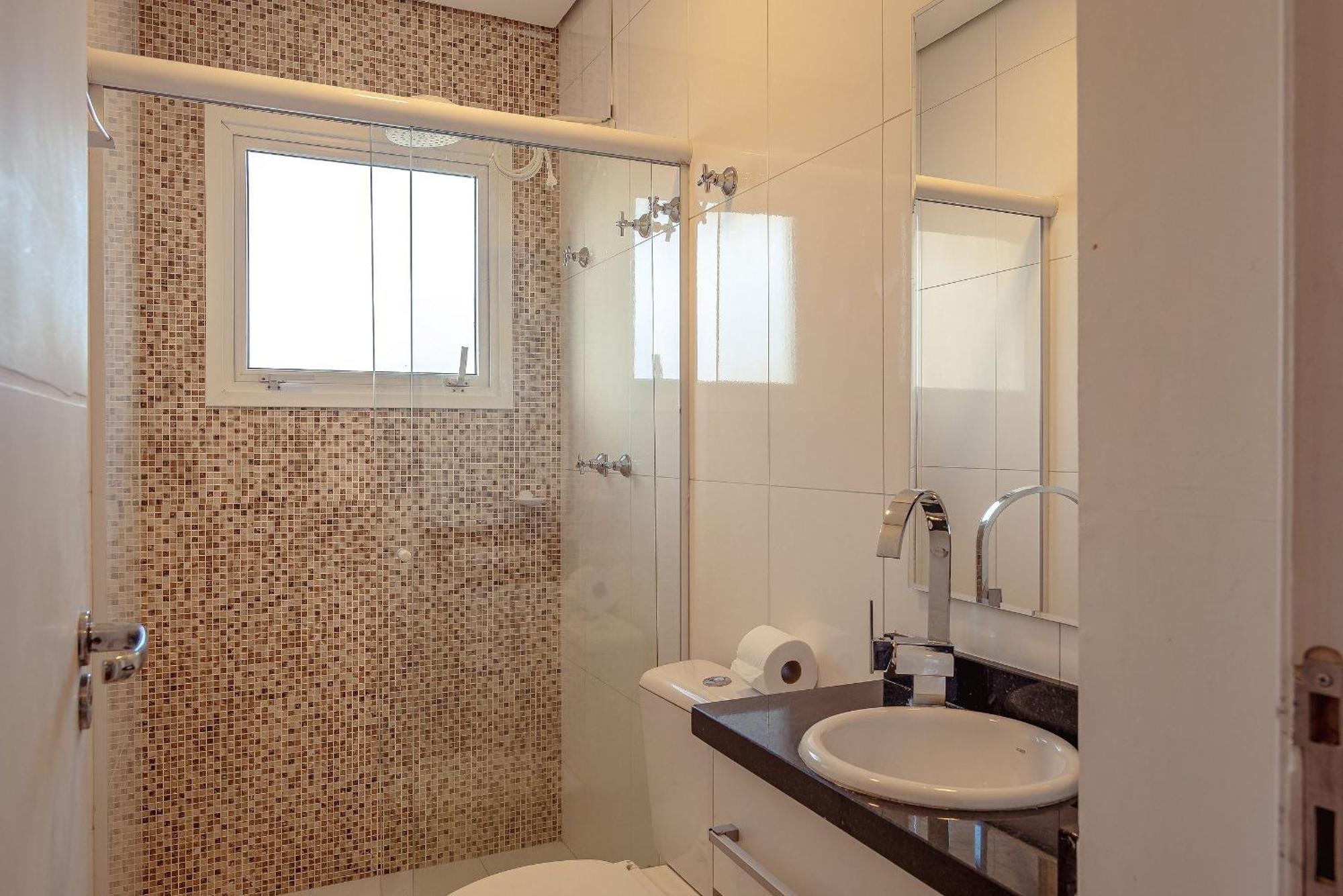 Apartamento Flat Novo, Aconchegante E No Coracao Do Capivari / Internet + Aquecedores *